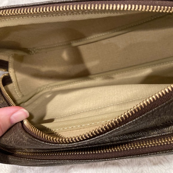 Louis Vuitton Monogram Reporter PM Messenger Shoulder Handbag - Picture 6 of 13